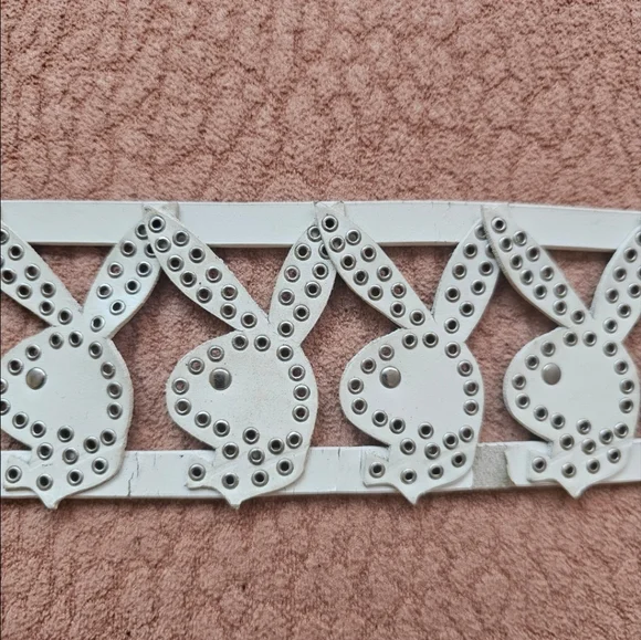 Vintage RARE Y2K AUTHENTIC Playboy White Leather Grommet  display picture 1